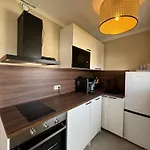 公寓 Stylisches Mit Balkon Und Garage