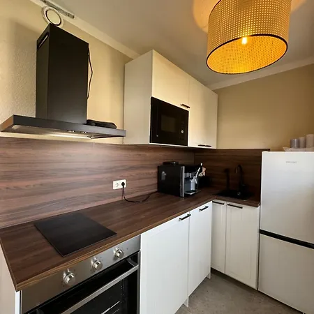 Апартаменты Stylisches Mit Balkon Und Garage