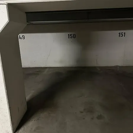 Stylisches Mit Balkon Und Garage 公寓 *