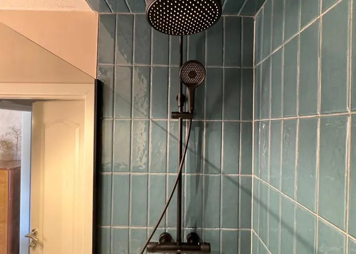 Stylisches Mit Balkon Und Garage *