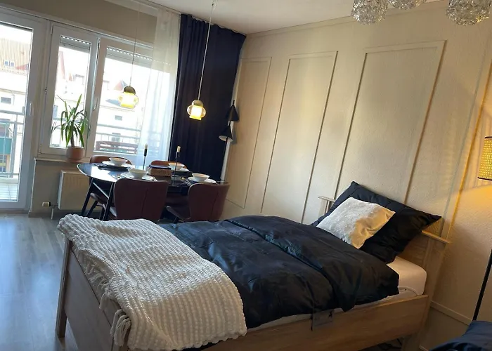 Stylisches Mit Balkon Und Garage *